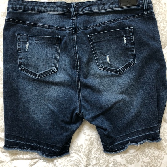 Celebrity Pink Distressed Denim Shorts - Picture 2 of 4